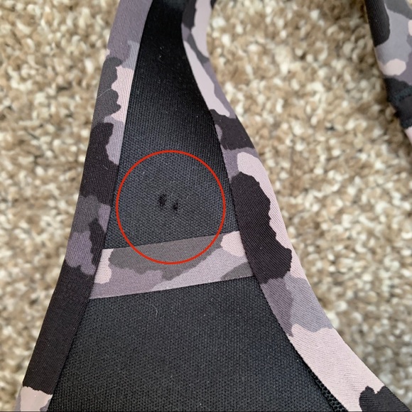 Athleta Advance Sports Bra - Picture 9 of 12